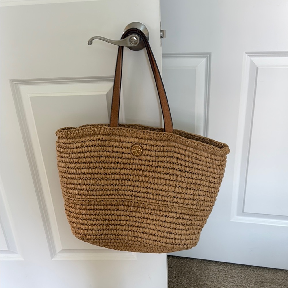 Tori Burch Straw Tote Bag- lined